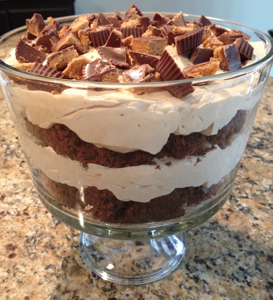Chocolate Peanut Butter Brownie Trifle - The Cookin Chicks