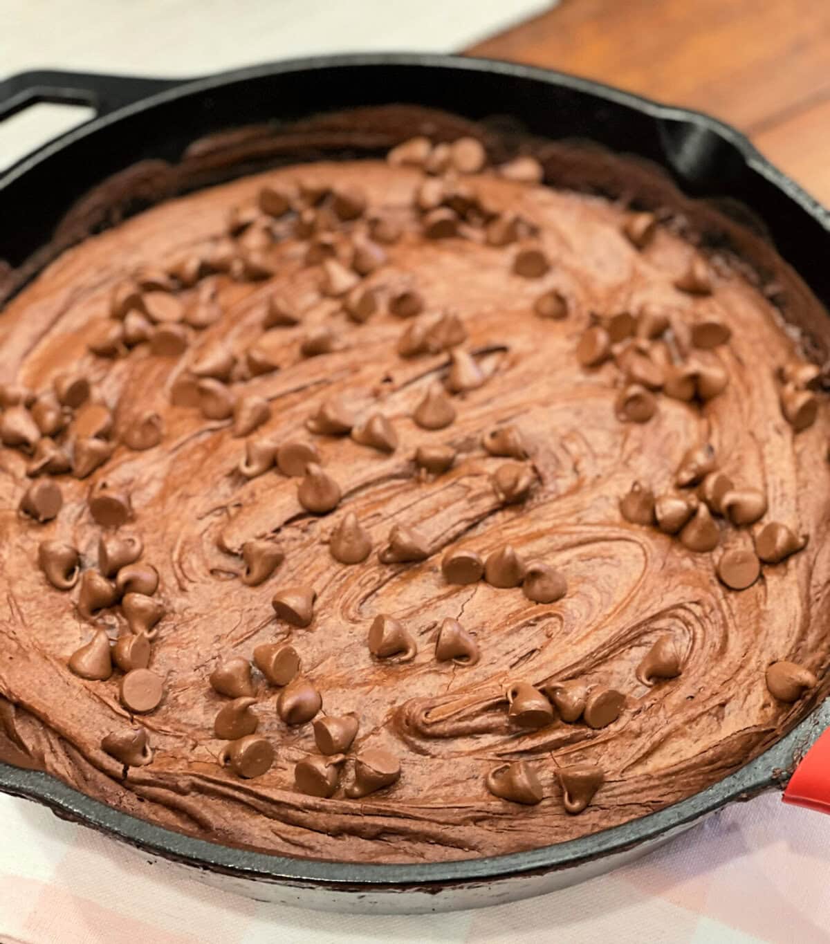 Cast Iron Skillet Brownies The Cookin Chicks