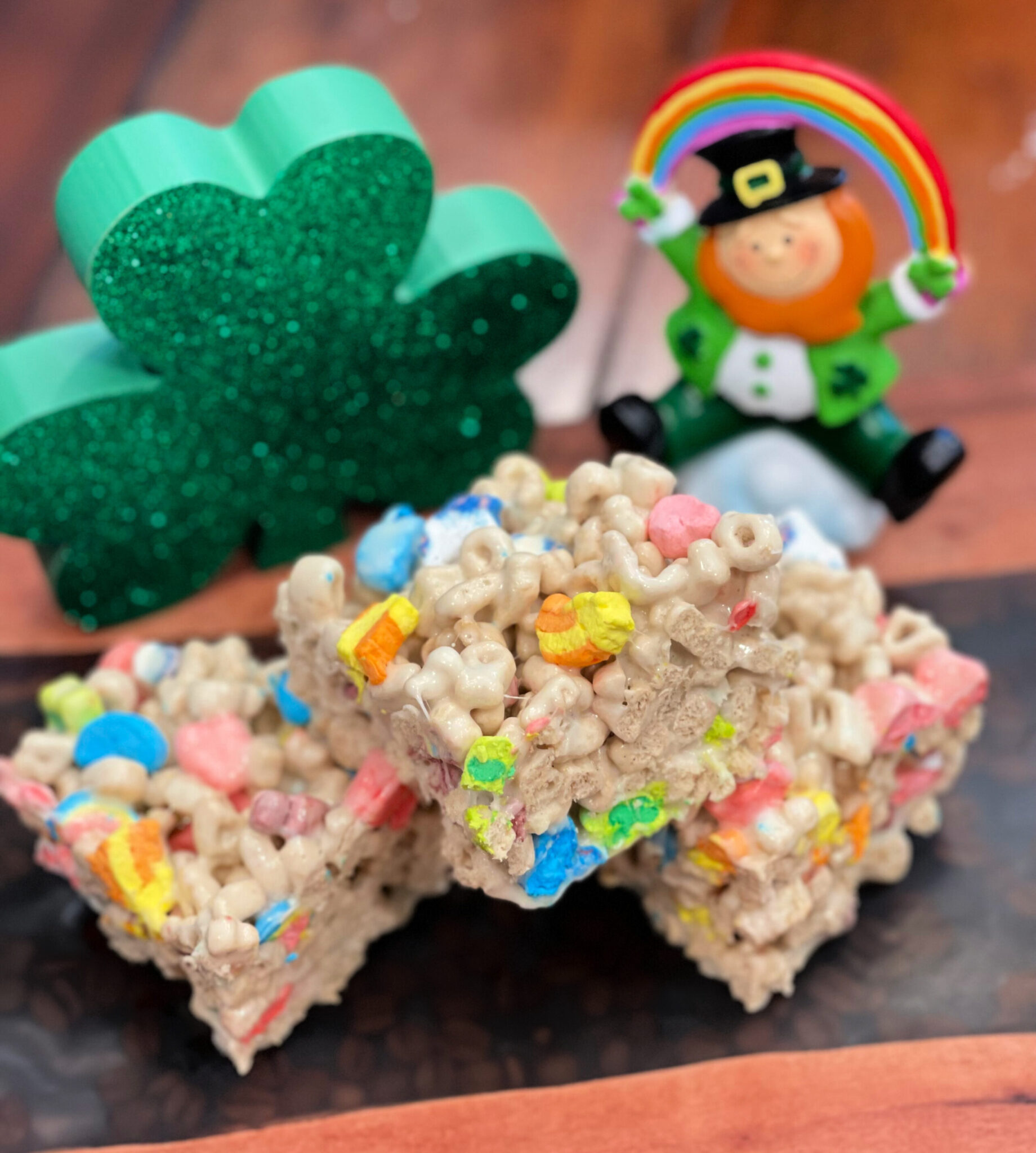 Lucky Charm Cereal Bars - The Cookin Chicks