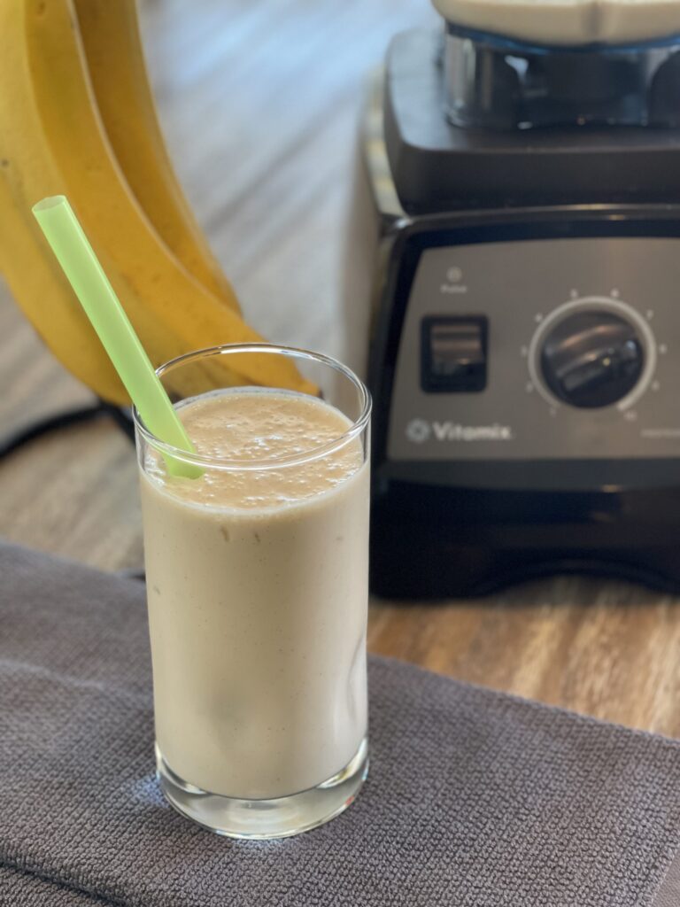 a flavorful smoothie made with banana, oatmeal, yogurt, honey, and peanut butter