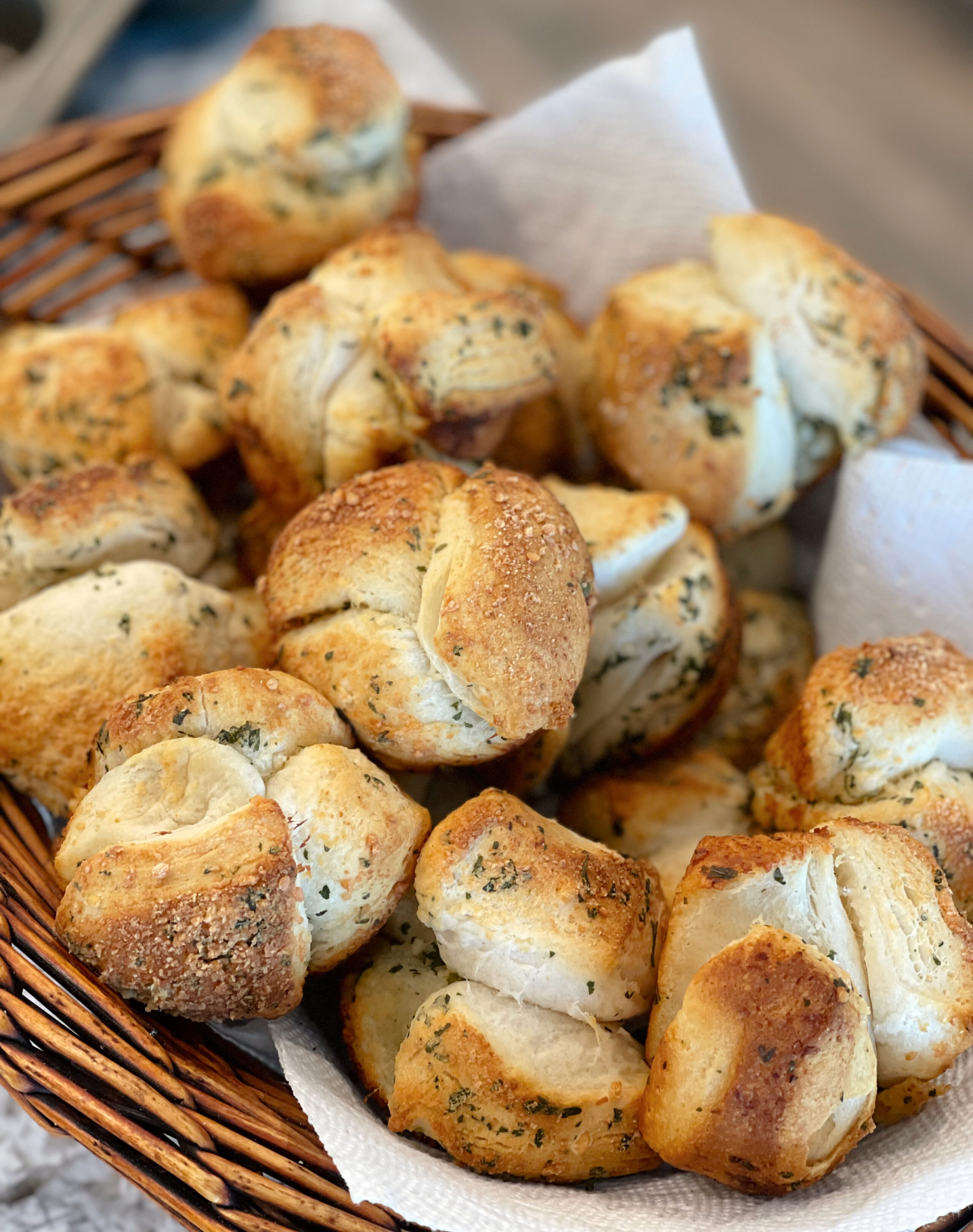 Mini Garlic Monkey Bread Recipe - The Girl Who Ate Everything