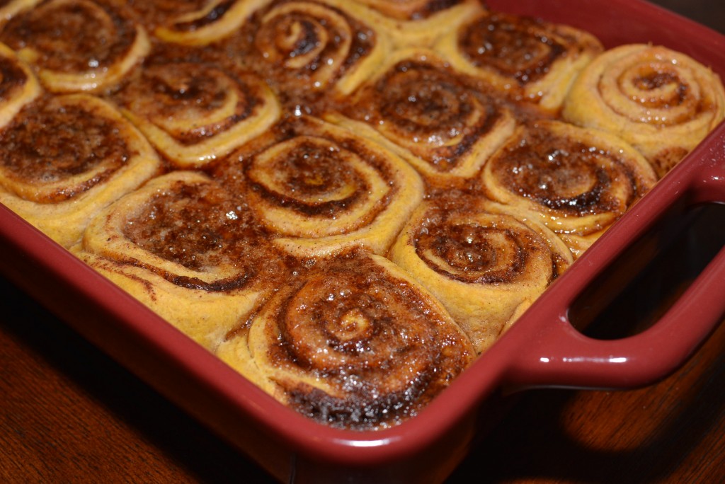 Fluffy, spiced pumpkin cinnamon rolls made in the bread machine