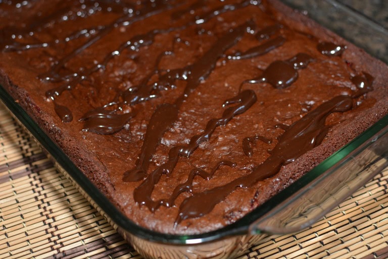 Chocolate Raspberry Dump Cake The Cookin Chicks