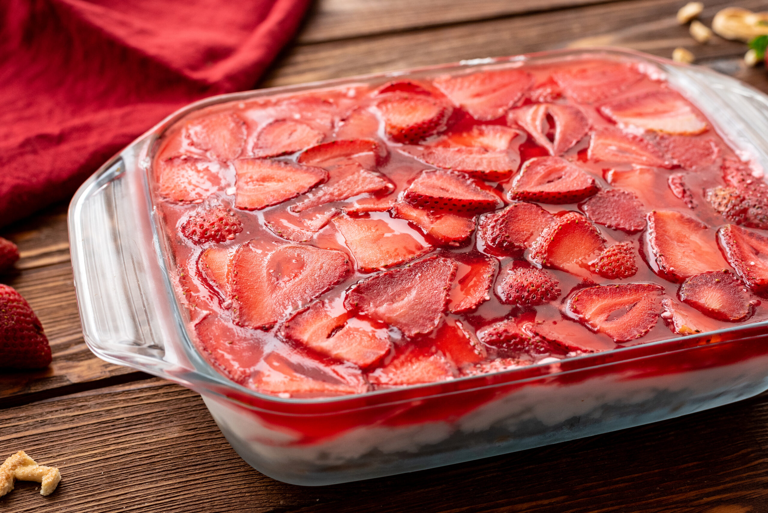 Strawberry Pretzel Salad - The Cookin Chicks