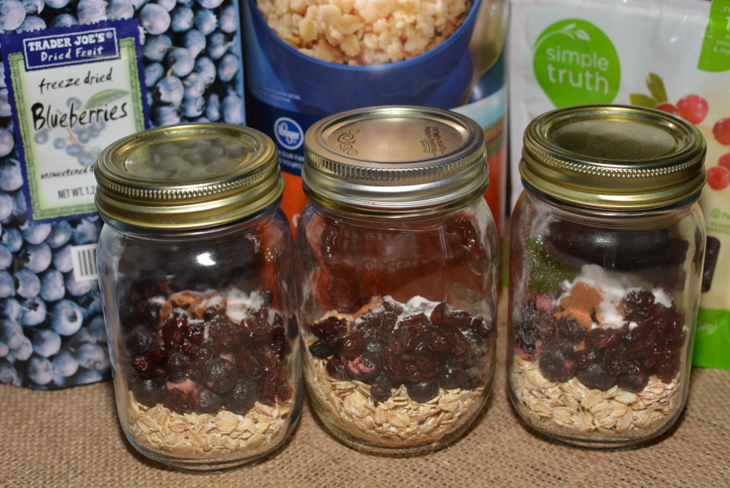 jars of instant oatmeal made using simple ingredients