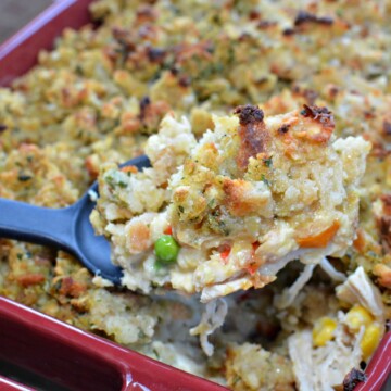 Stuffing Topped Chicken Pot Pie - The Cookin Chicks