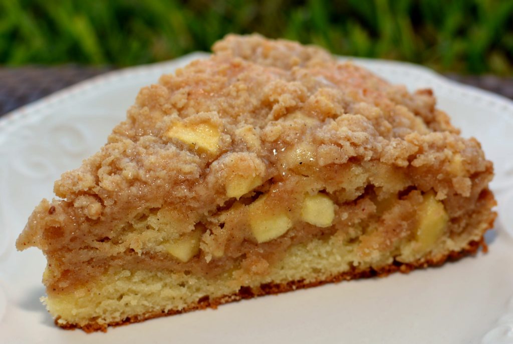 moist, flavorful apple cinnamon cake with a tasty topping in every bite