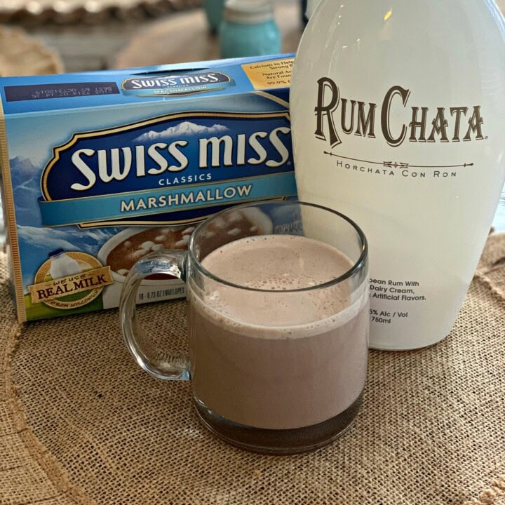 Simple Rumchata Hot Chocolate The Cookin Chicks