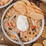 hearty and easy to make chili made using white beans, chili, and all your favorite toppings.