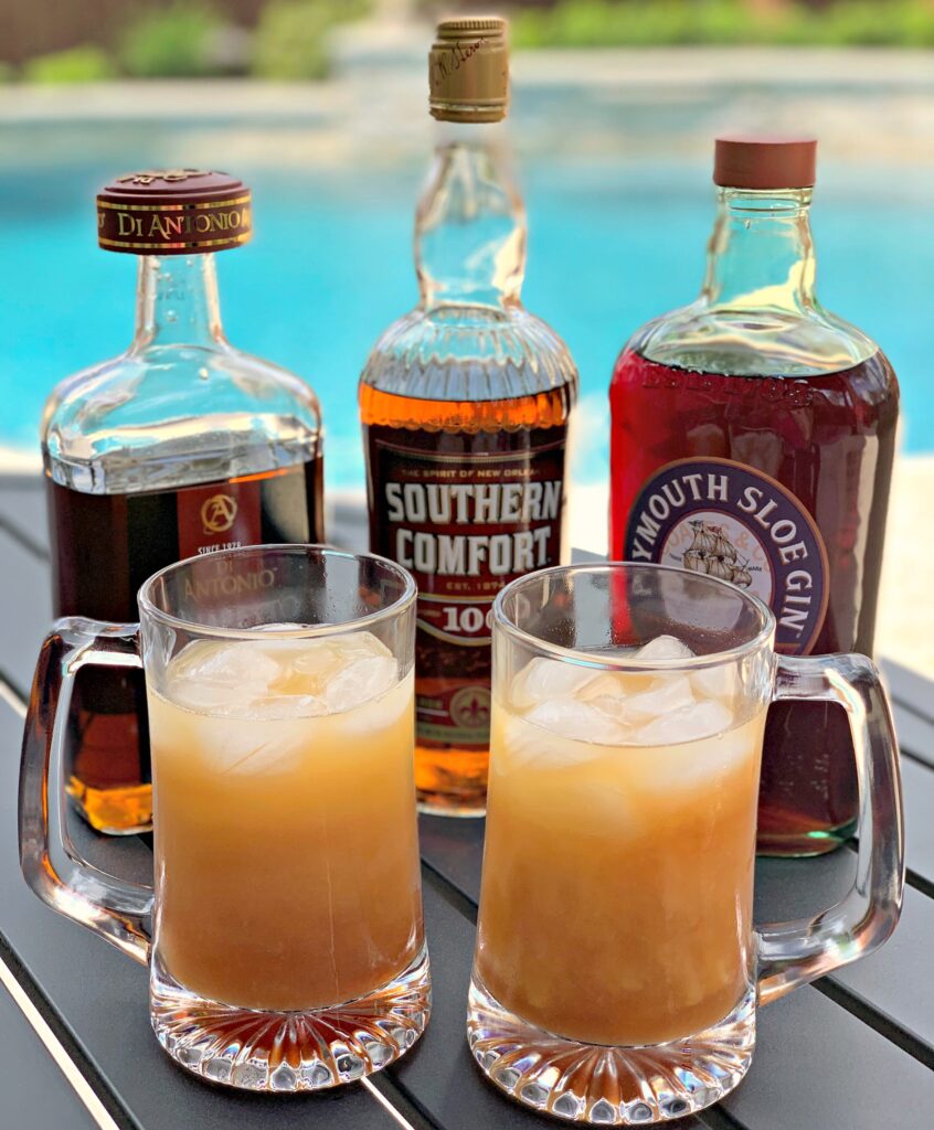 This Alabama slammer cocktail recipe is a sweet drink, so if you’re all about sweet drinks, this one is for you! It’s also satisfying and packs a punch.