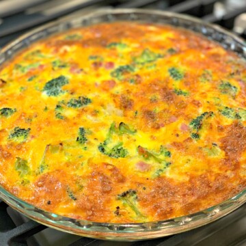 Ham, Cheese, and Broccoli Crustless Quiche - The Cookin Chicks