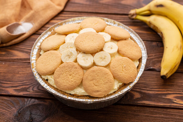 No Bake Banana Pudding Cheesecake - The Cookin Chicks