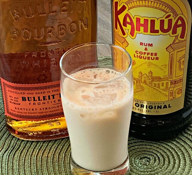 Kahlua White Leprechaun Cocktail - The Cookin Chicks