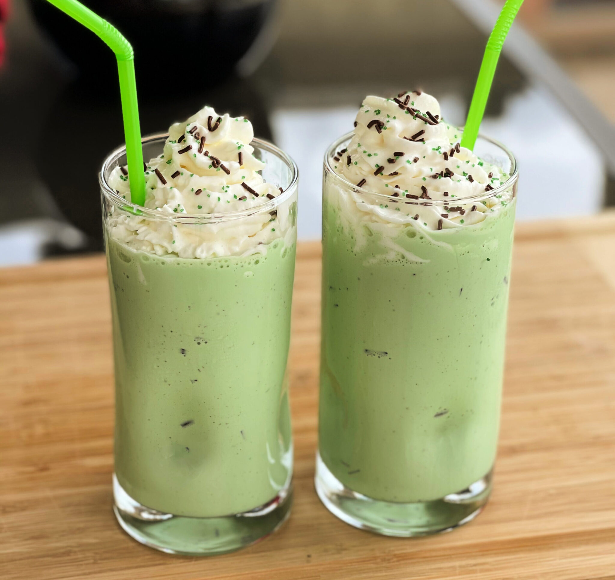 boozy-shamrock-shake-the-cookin-chicks