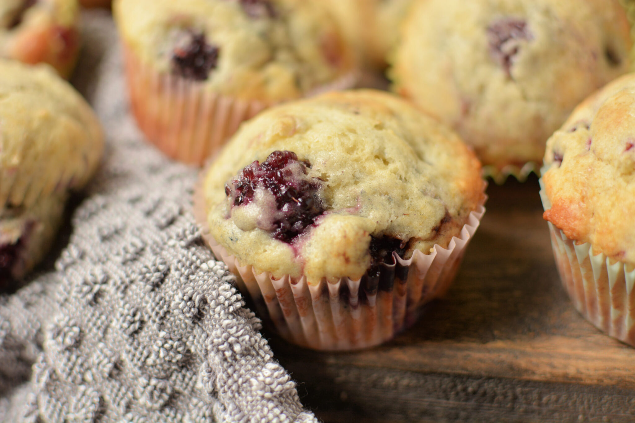 Easy Blackberry Muffins - The Cookin Chicks