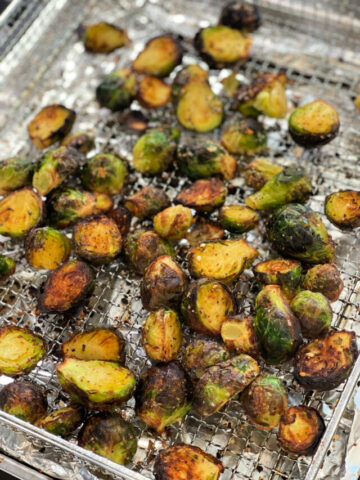 Crispy seasoned brussel sprouts from the air fryer.