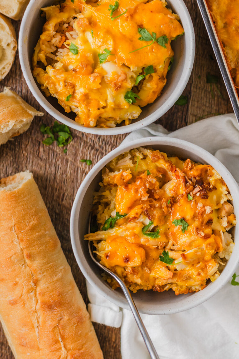 Cheesy Chicken and Rice Casserole - The Cookin Chicks