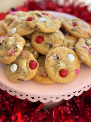 valentine cookies with chocolatechips and m & m's throughout