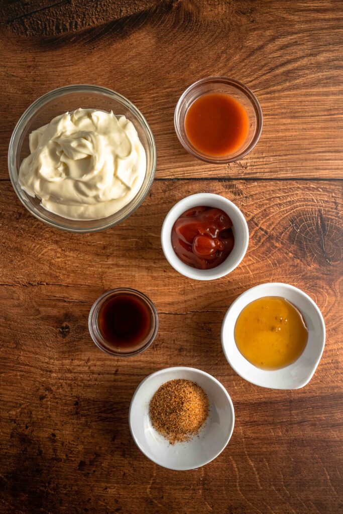 ingredients needed to make southern comeback sauce