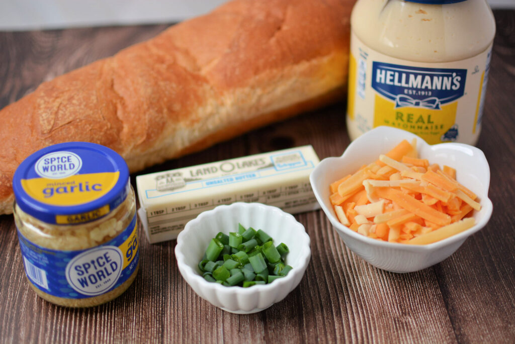 the ingredients needed for black angus cheesy garlic bread