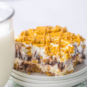 a slice of nutter butter lasagna on a serving plate.