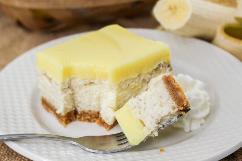 creamy cheesecake, pudding, and graham cracker crust combined into one summer dessert.