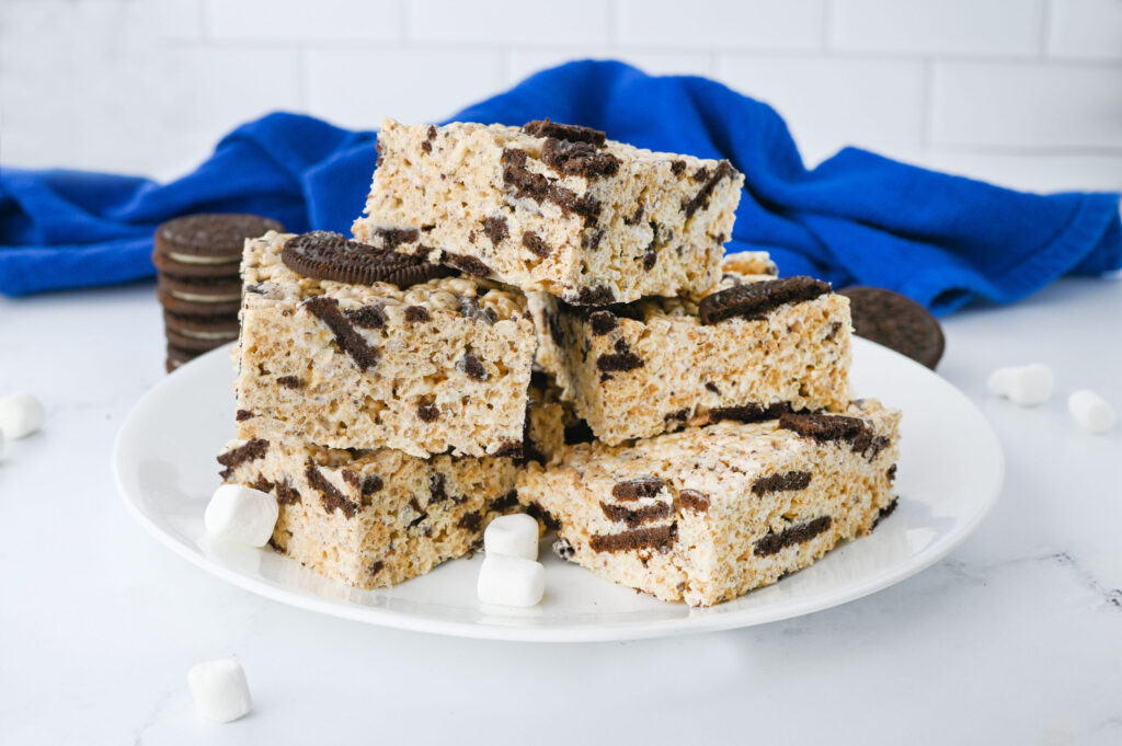 Oreo Rice Krispie Treats on a white plate.