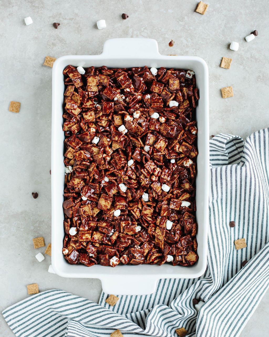 No bake marshmallow chocolate bars in baking pan.