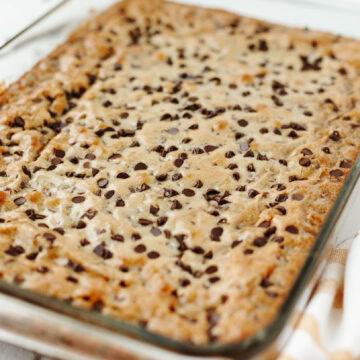 Baked banana chocolate brownies in a glass 9x13 baking pan.