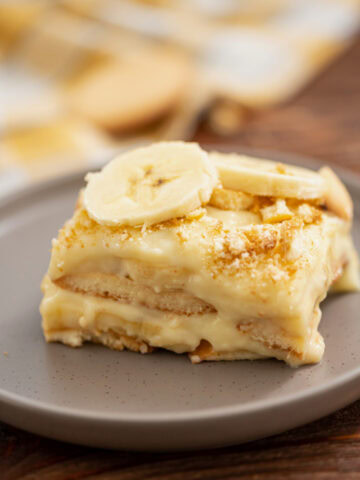 An up close look at homemade banana pudding served on a plate.