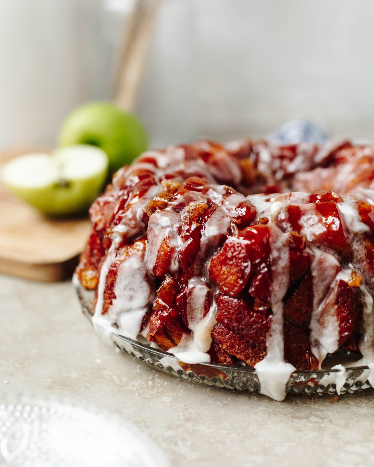 apple cinnamon monkey bread on a serving platter.