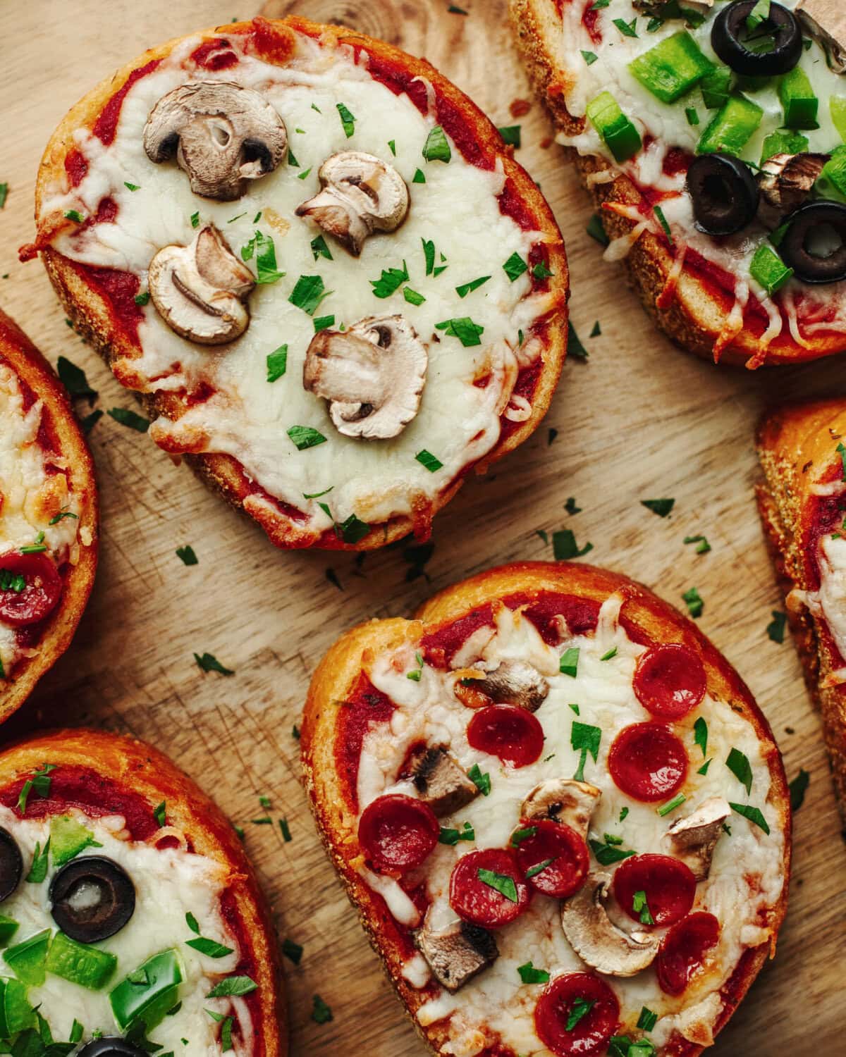 Mini pizzas made using garlic toast and toppings.